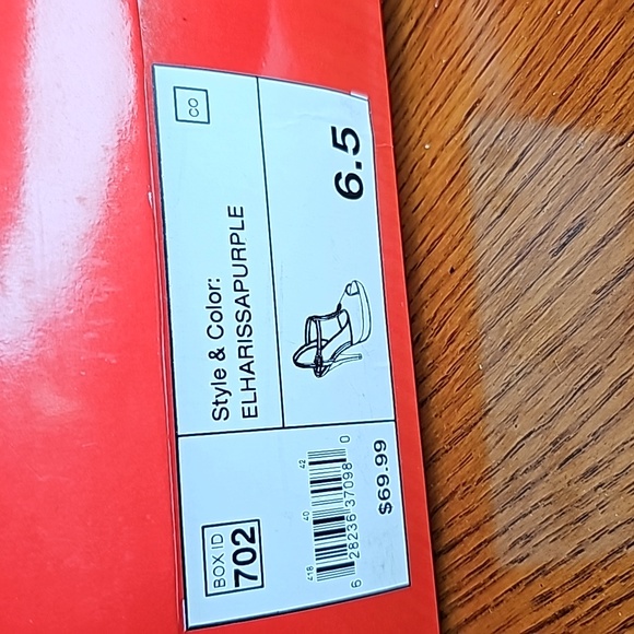 Elle open toe T-strap suede heels - Picture 7 of 8